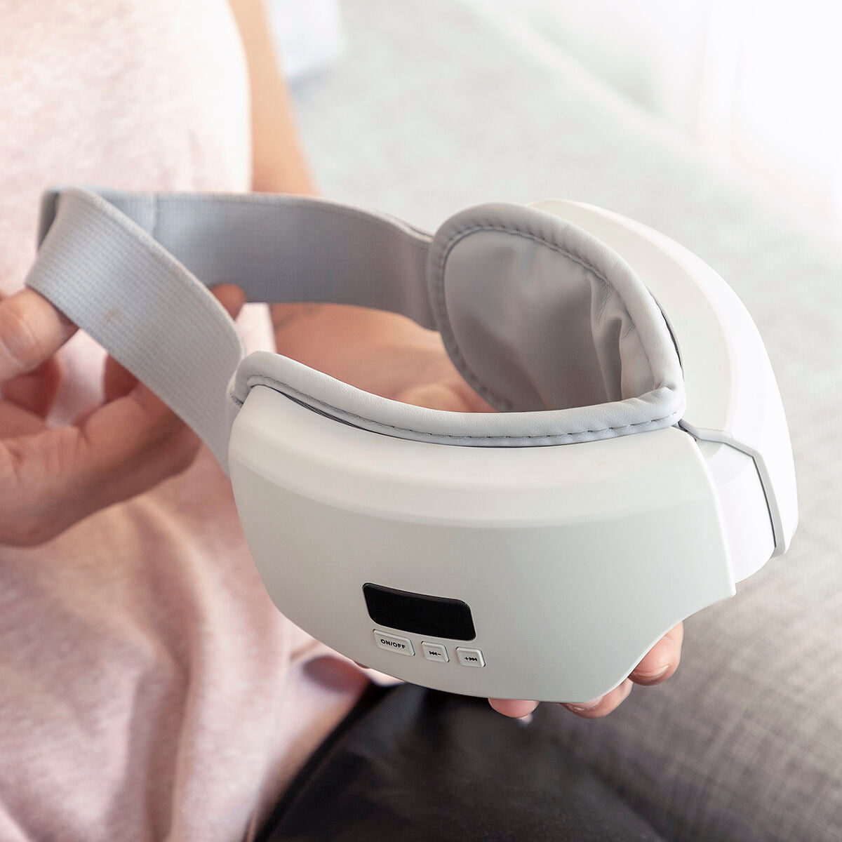 Innenseite und Kopfband des Eyesky-Augenmassagegeräts